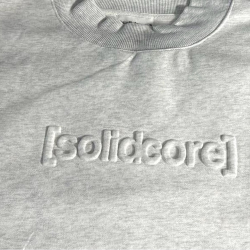 [solidcore] 2025 solidays mockneck